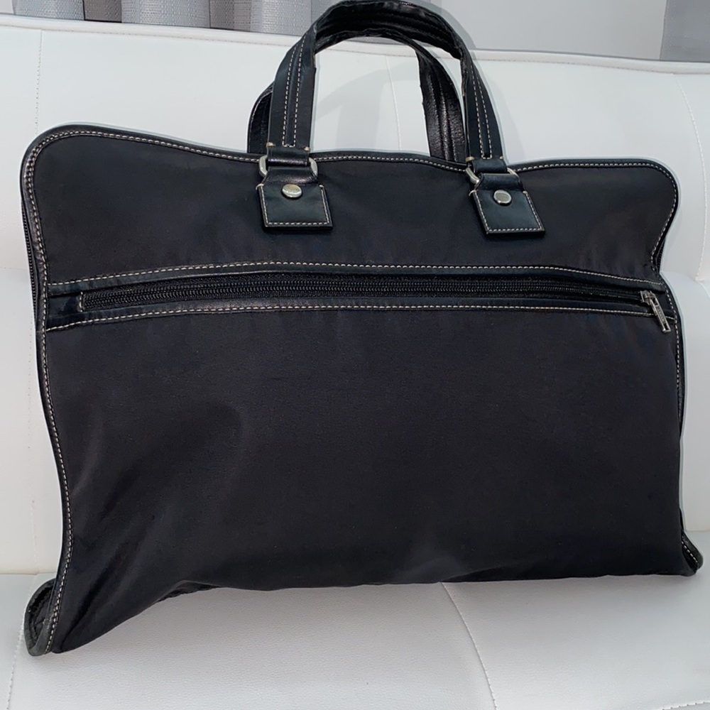 Authentic Coach 🖤 Bag - Picture 2 of 16